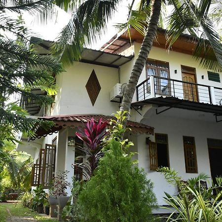 Pearl Bungalow Trincomalee Exterior foto