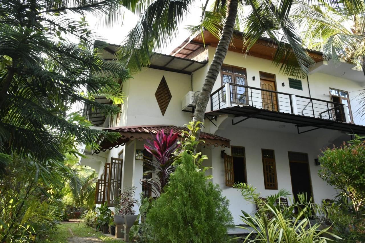 Pearl Bungalow Trincomalee Exterior foto