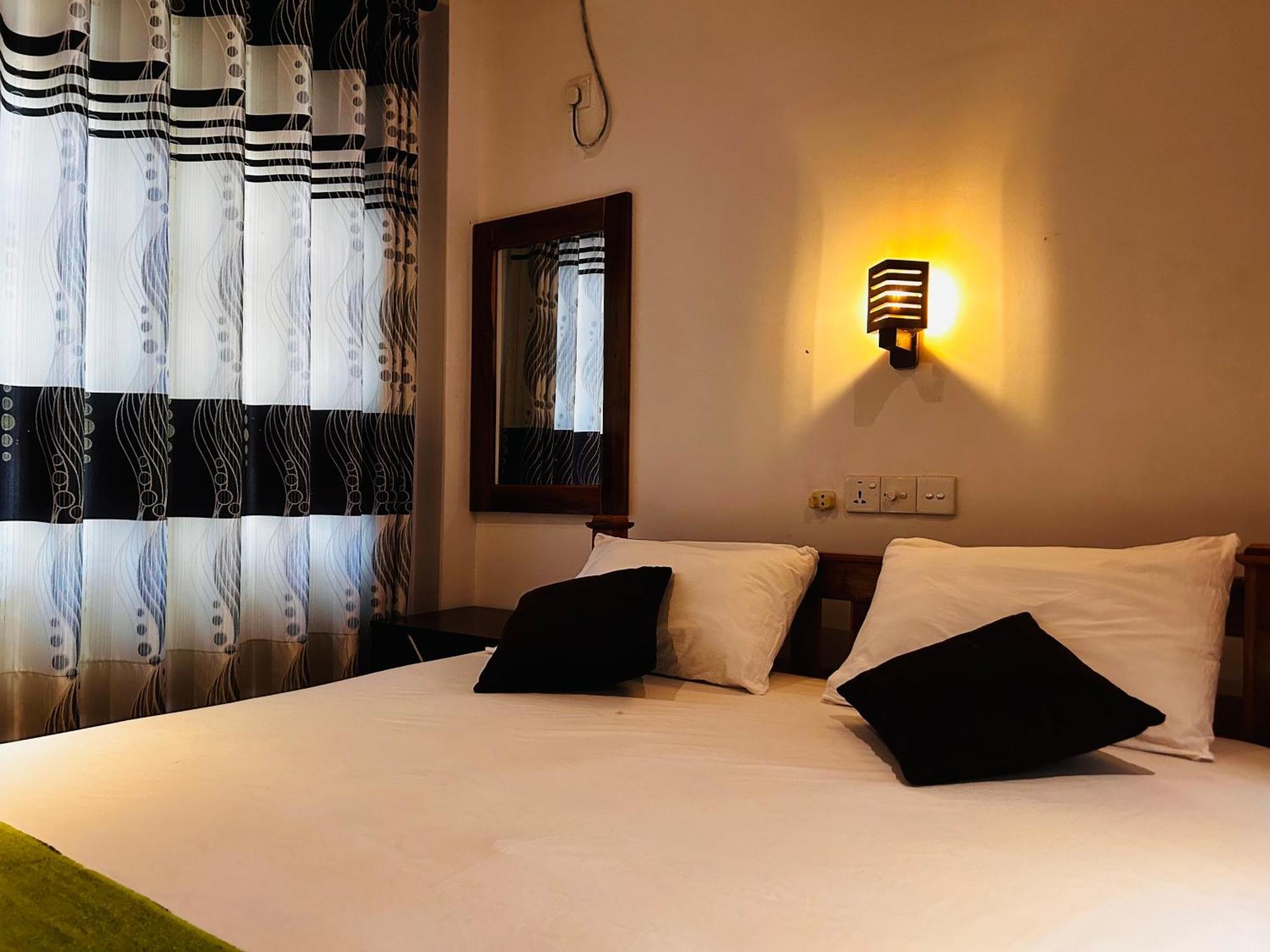 Pearl Bungalow Trincomalee Exterior foto