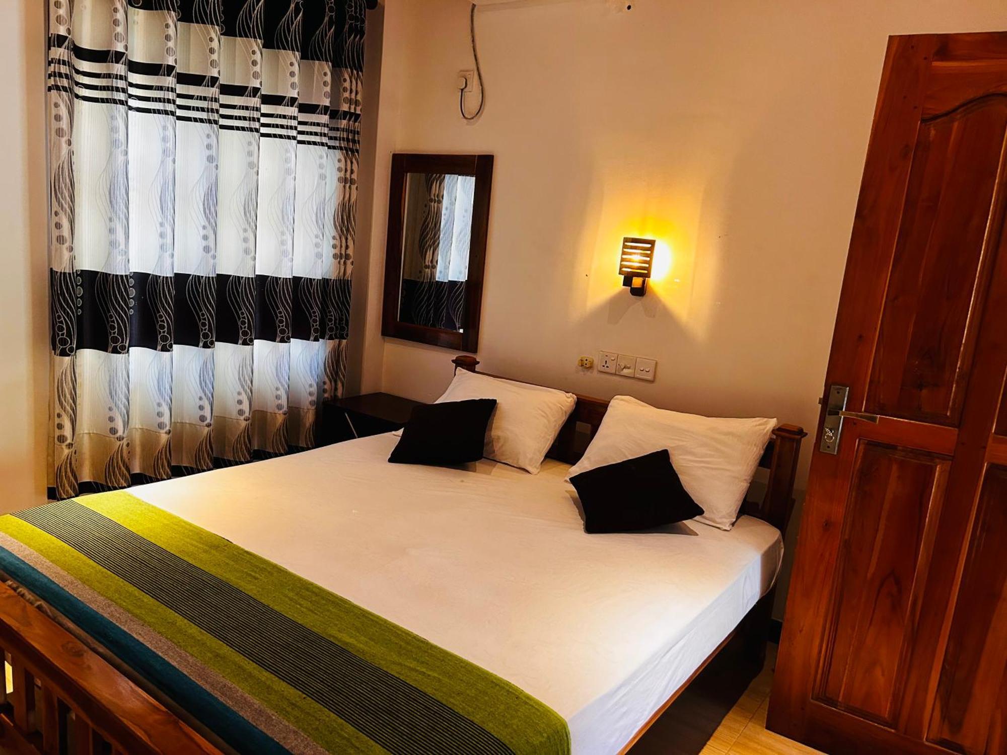 Pearl Bungalow Trincomalee Exterior foto